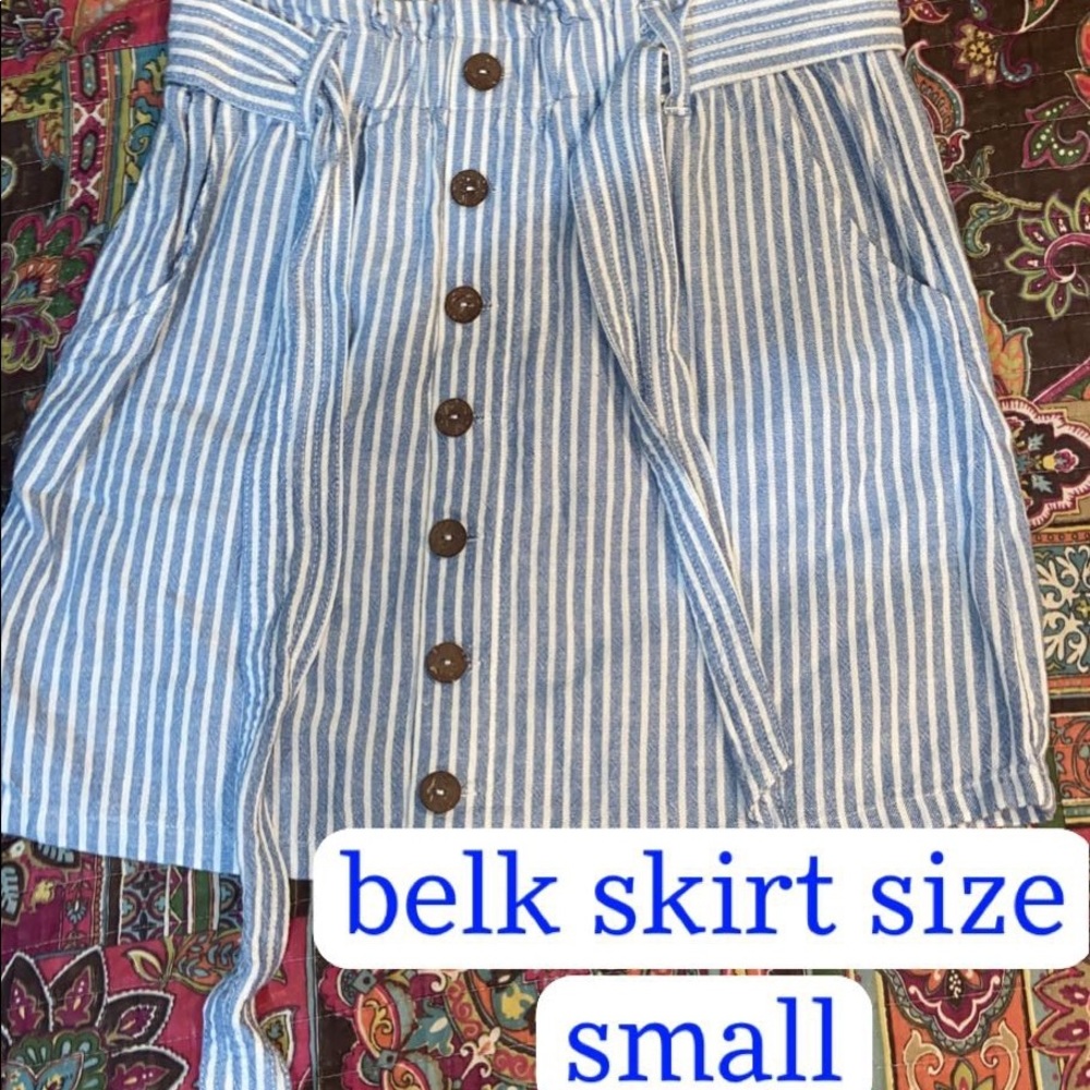 belk shirt size small